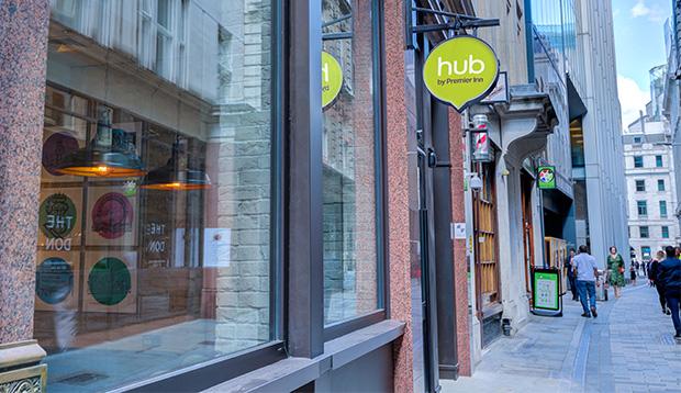 Hub Hub By Premier Bank 3*